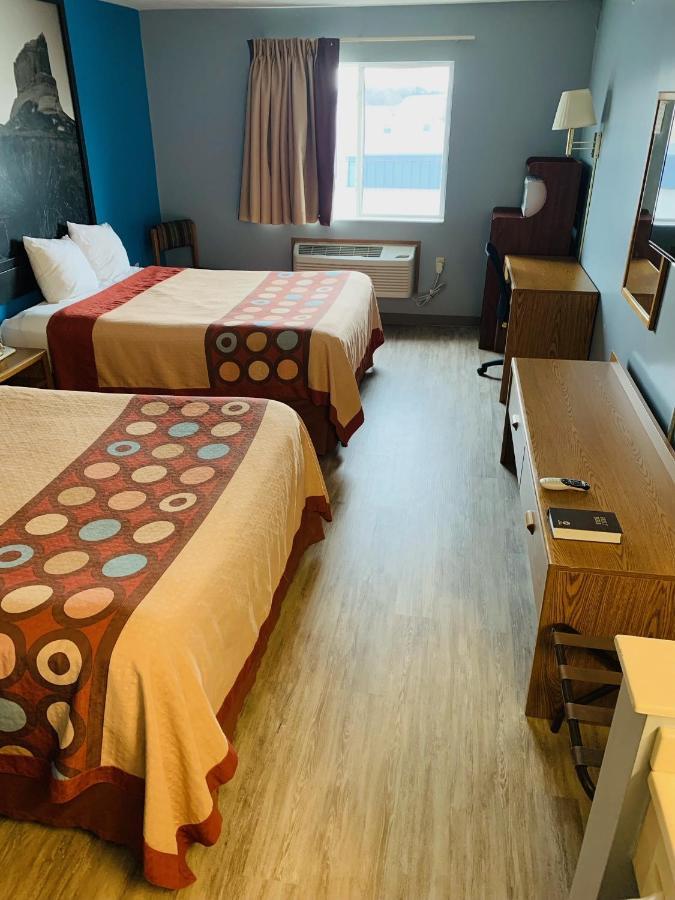 克里特速8酒店 Crete 外观 照片